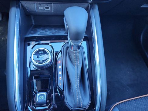 New 2026 GMC Canyon AT4 image 13