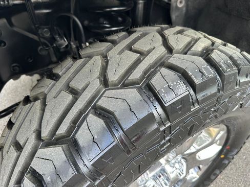 Used 2016 Ford F250 Lariat w/ Chrome Package image 51