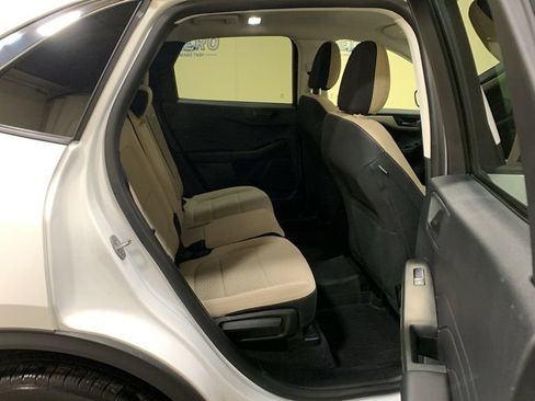 Used 2022 Ford Escape SE w/ Convenience Package image 13