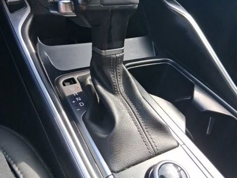 Used 2024 Kia Sorento S image 27