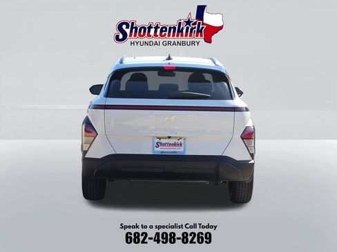 Used 2026 Hyundai Kona SEL Sport FWD image 7