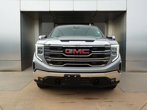 Used 2024 GMC Sierra 1500 SLT RWD image 4