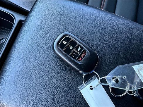 Used 2025 Honda CR-V Sport-L image 10