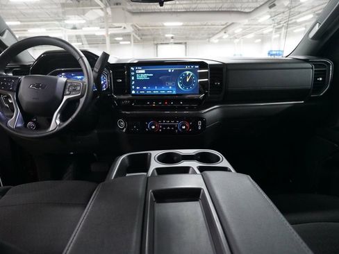Certified 2024 Chevrolet Silverado 1500 RST AWD/4WD image 5