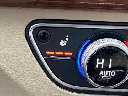 Used 2022 Audi Q5 2.0T Premium Plus w/ Premium Plus Package image 13