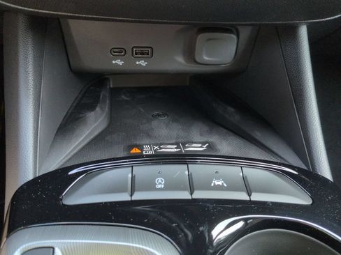 New 2026 Buick Envista Sport Touring w/ Convenience I Package FWD image 19