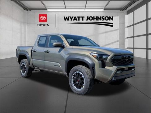 New 2026 Toyota Tacoma TRD Off-Road AWD/4WD image 7