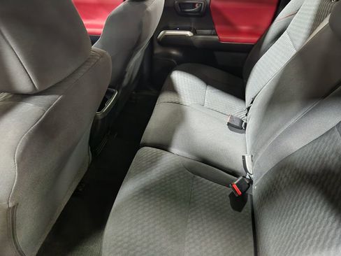 Used 2020 Toyota Tacoma SR5 RWD image 50