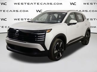 Used 2025 Nissan Kicks SR FWD 360° Tour