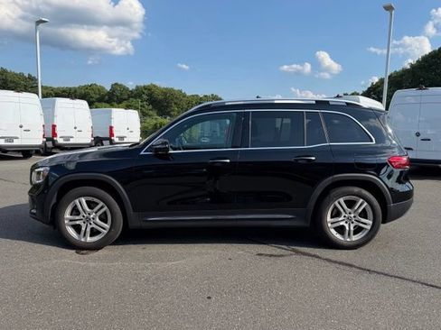 Used 2023 Mercedes-Benz GLB 250 4MATIC image 4