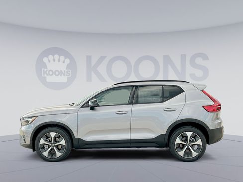 New 2026 Volvo XC40 B5 Plus w/ Protection Package Premier image 2