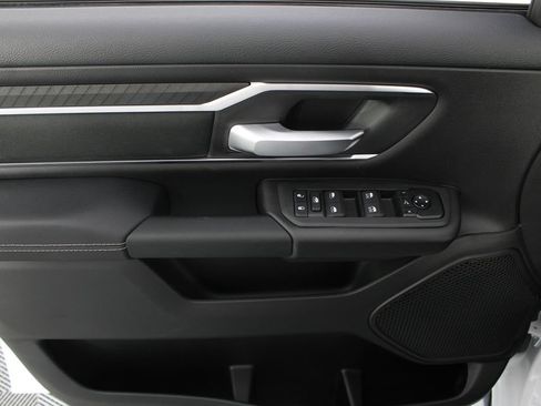 New 2026 RAM 1500 Big Horn AWD/4WD image 12