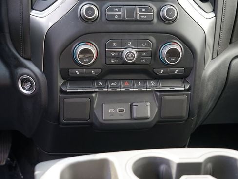 Used 2020 Chevrolet Silverado 1500 RST w/ All-Star Edition image 26