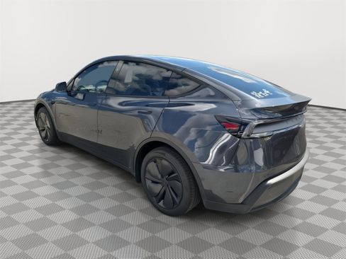 Used 2026 Tesla Model Y Long Range AWD/4WD image 18