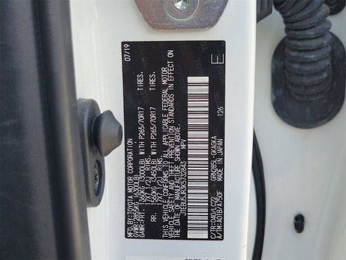 Used 2019 Toyota 4Runner TRD Off-Road Premium image 31