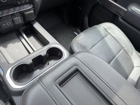 Used 2021 Chevrolet Silverado 2500 LTZ w/ Z71 Chrome Sport Edition AWD/4WD image 26