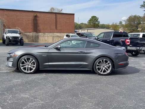 Used 2018 Ford Mustang GT Premium image 2