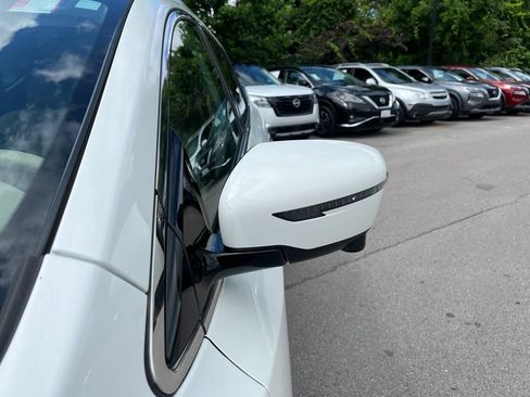 Used 2018 Nissan Murano Platinum w/ Cargo Package FWD image 33