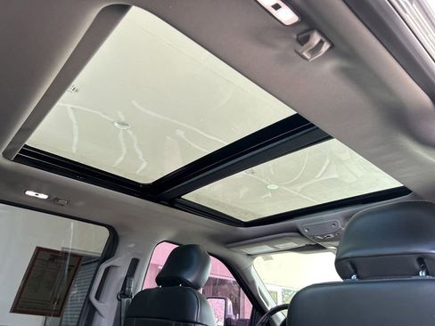 Used 2017 Ford F250 Lariat w/ Lariat Ultimate Package image 34