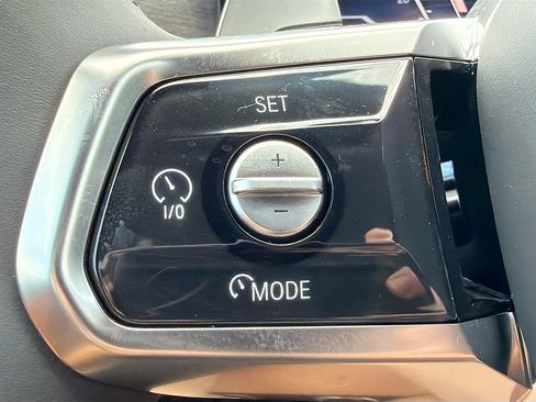 New 2026 BMW 740i w/ Premium Package RWD image 37