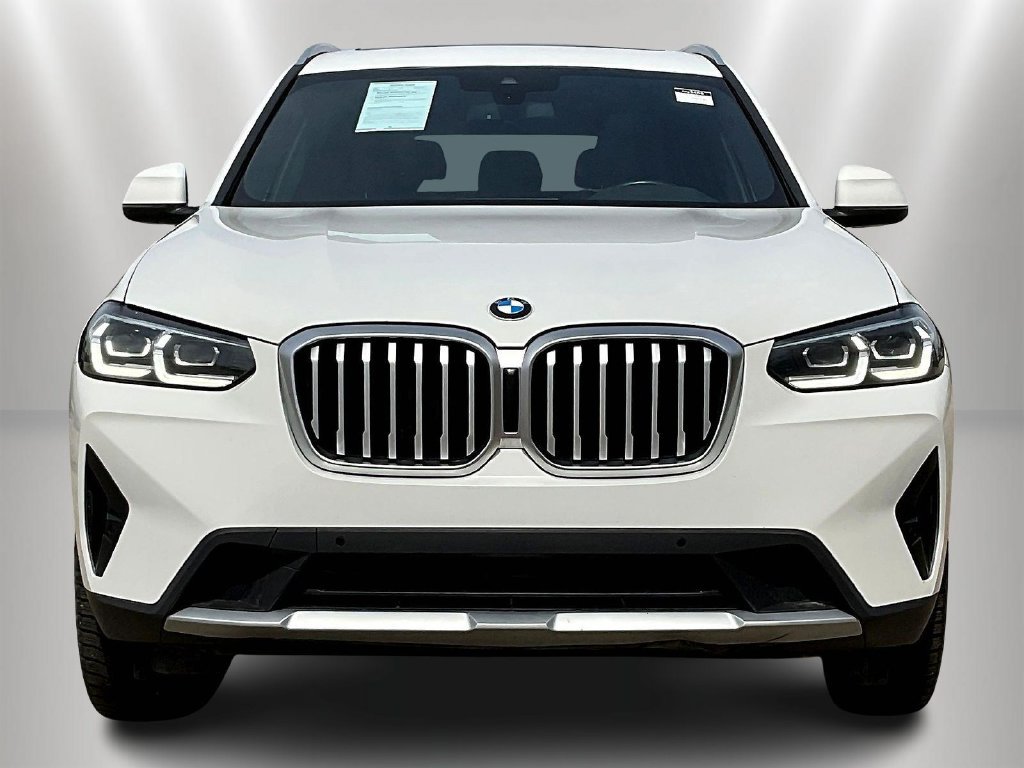Used 2023 BMW X3 xDrive30i AWD/4WD image 2