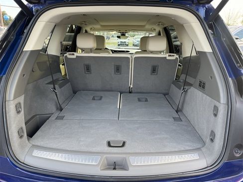 Used 2023 Cadillac XT6 Premium Luxury w/ Technology Package image 35