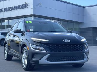 Used 2023 Hyundai Kona SEL image 1