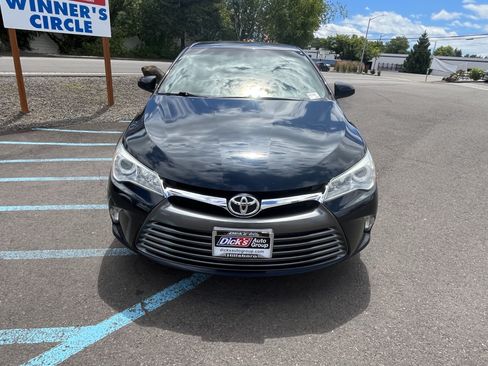 Used 2017 Toyota Camry LE FWD image 8