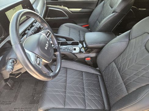 Used 2025 Kia Telluride SX X-Line image 18