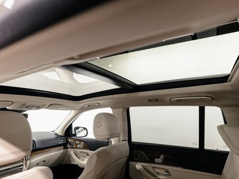 Used 2026 Mercedes-Benz GLS 450 GLS 450 image 26