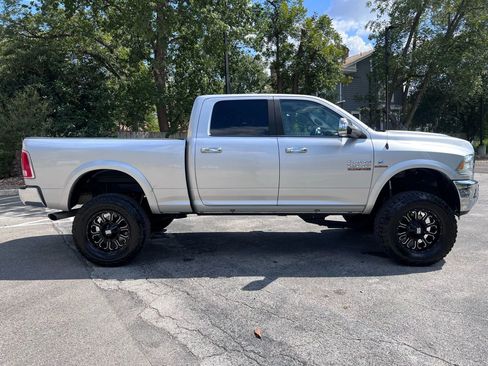 Used 2016 RAM 2500 Laramie image 4