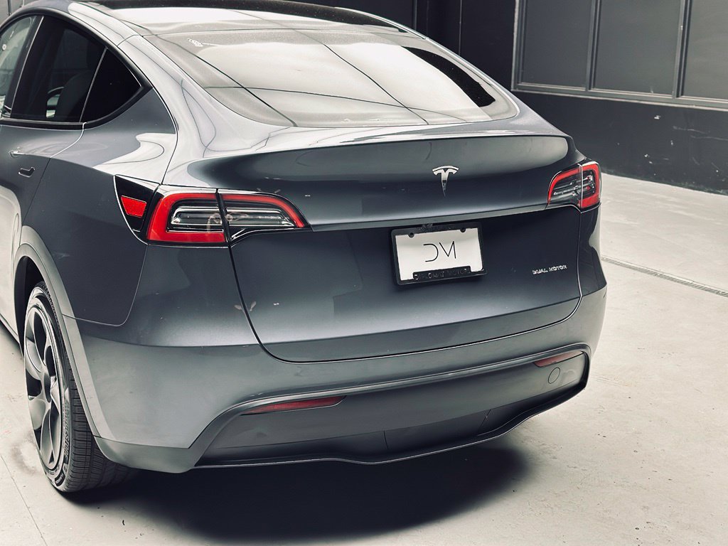 Used 2023 Tesla Model Y Long Range AWD/4WD image 14
