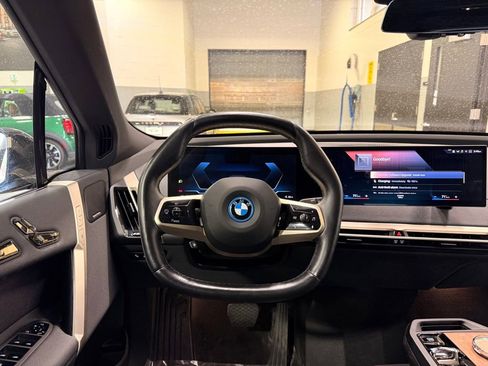 Used 2023 BMW iX xDrive50 w/ Premium Package AWD/4WD image 24