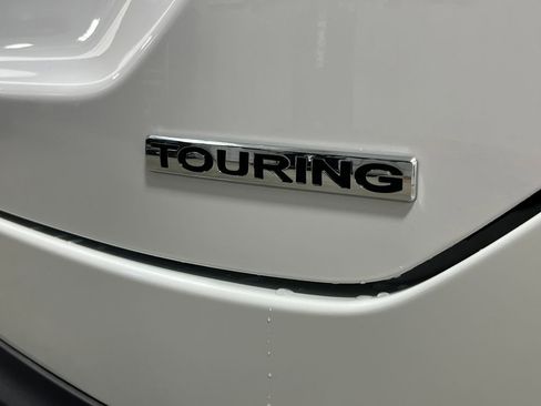 New 2026 Honda Pilot Touring image 10
