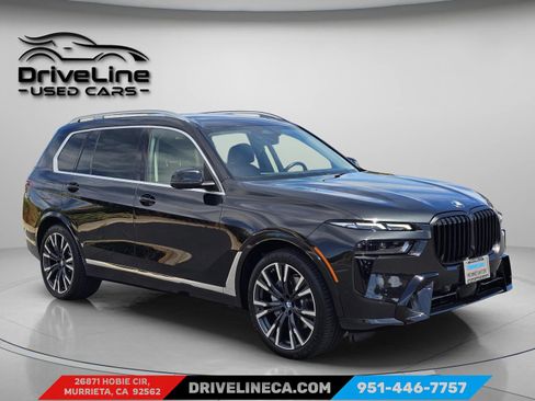 Used 2025 BMW X7 xDrive40i w/ Premium Package AWD/4WD image 13