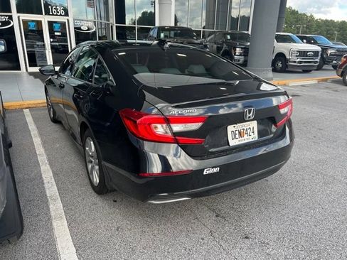Used 2018 Honda Accord LX image 11