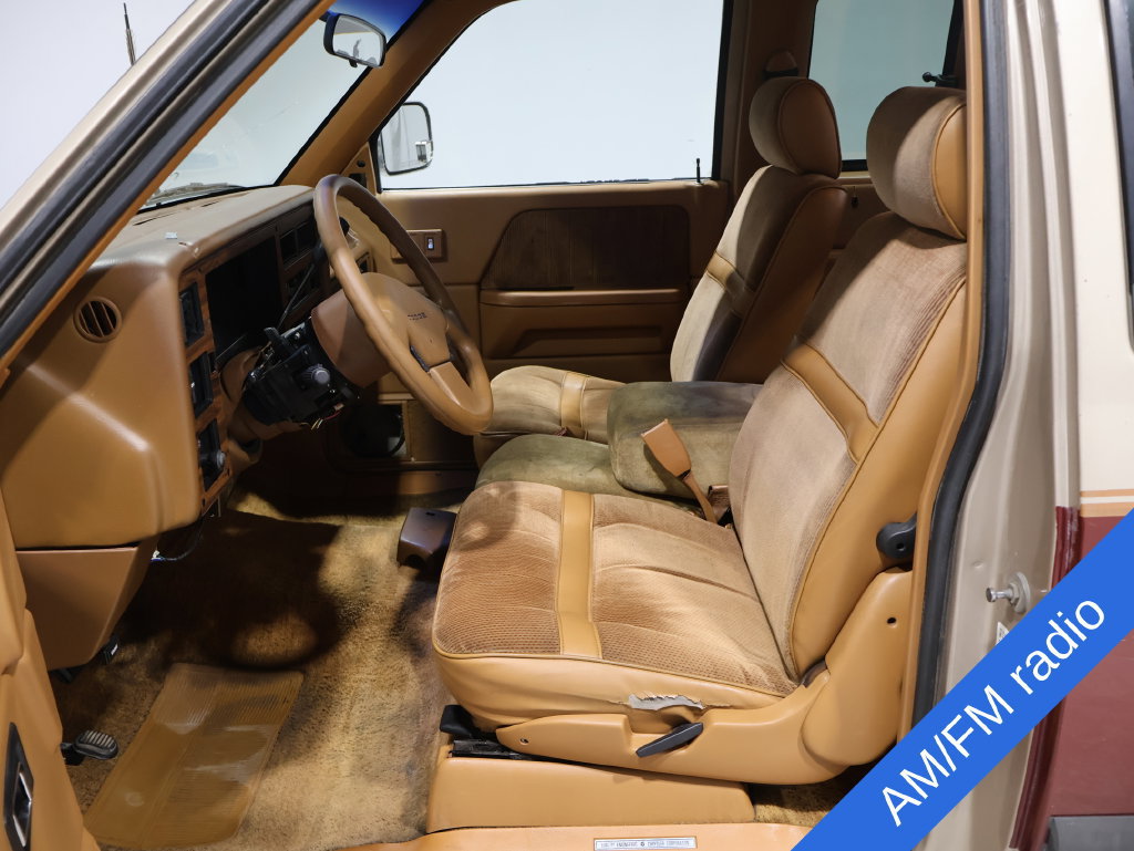 Used 1993 Dodge Dakota 2WD Club Cab image 2