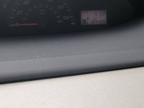 Used 2009 Toyota Yaris Sedan FWD image 11