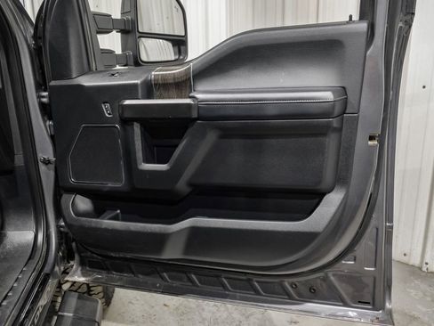 Used 2021 Ford F250 Lariat image 44
