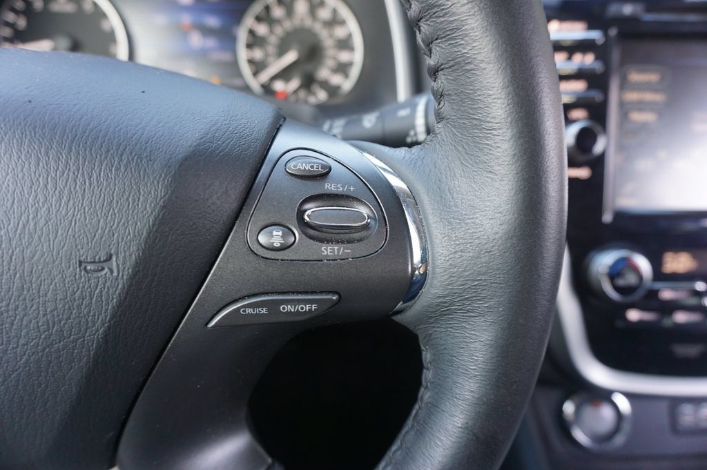 Used 2024 Nissan Murano Platinum w/ Cargo Package FWD image 9