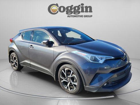 Used 2019 Toyota C-HR Limited image 6
