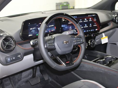 New 2026 Chevrolet Blazer EV SS image 16