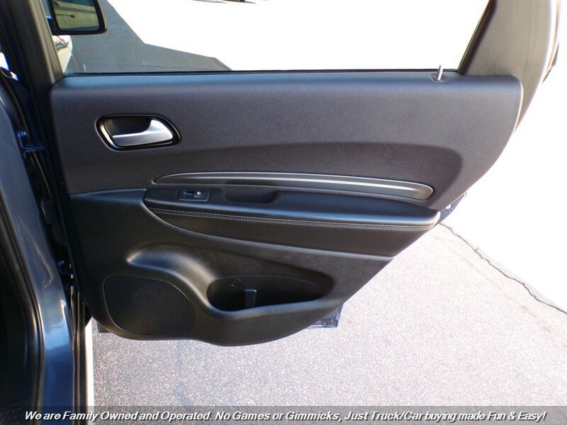 Used 2021 Dodge Durango SXT RWD image 29