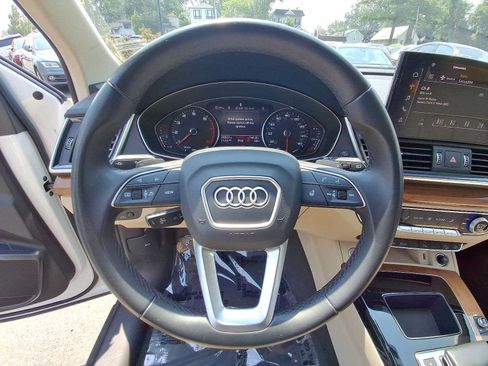 Used 2023 Audi Q5 2.0T Premium w/ Convenience Package AWD/4WD image 22