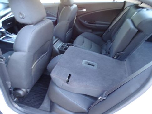 Used 2017 Chevrolet Volt LT Hatchback 4D FWD image 30
