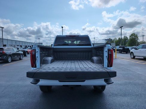 New 2026 GMC Sierra 2500 Denali w/ Denali Reserve Package AWD/4WD image 5
