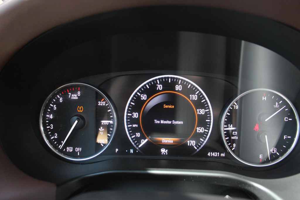 Used 2018 Buick Enclave Avenir w/ Avenir Technology Package FWD image 13