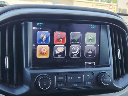 Used 2017 Chevrolet Colorado Z71 AWD/4WD image 14