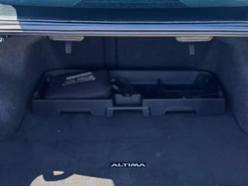 Used 2021 Nissan Altima 2.5 SR FWD image 16