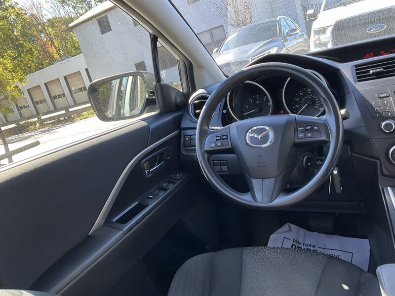 Used 2012 MAZDA MAZDA5 Sport FWD image 14